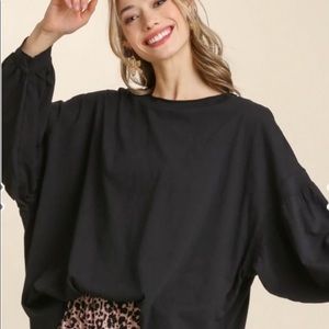 Umgee Black Oversized Balloon Sleeve Tee